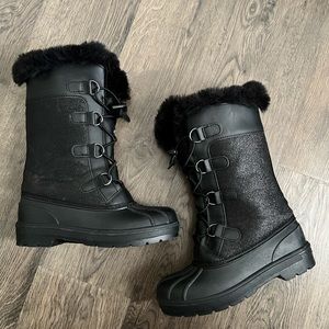 Girls Cat and Jack Constance Black Glitter Snow Boots Size 2 LIKE NEW